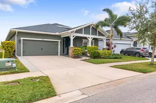 5432 Silver Sun Dr, Apollo Beach, FL 33572 - Photo 1