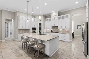 14715 Fishhawk Preserve Dr, Lithia, FL 33547 - Photo 11