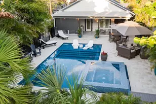 135 93rd Ave, Treasure Island, FL 33706 - Photo 1
