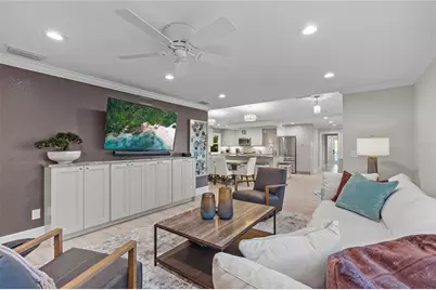 135 93rd Avenue, Treasure Island, FL 33706 - Photo 9