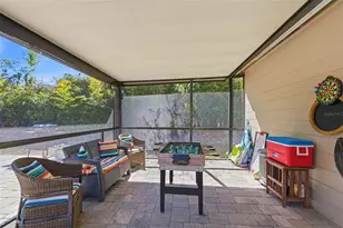 10405 N Woodmere Rd, Tampa, FL 33617 - Photo 33