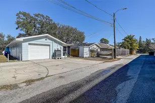 130 42nd Ave N, Saint Petersburg, FL 33703 - Photo 33