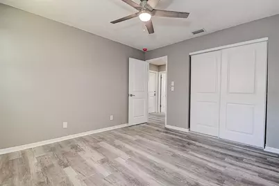 130 42nd Avenue N, Saint Petersburg, FL 33703 - Photo 27