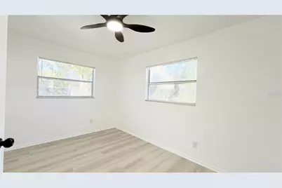 2008 E Genesee Street, Tampa, FL 33610 - Photo 9