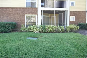 10122 Winsford Oak Blvd, Tampa, FL 33624 - Photo 17