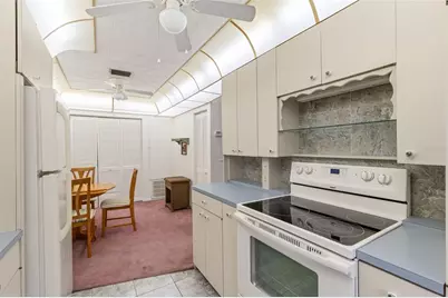 3275 37th Way S #D, Saint Petersburg, FL 33711 - Photo 13