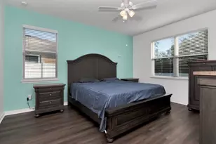 5446 Suncatcher Dr, Wesley Chapel, FL 33545 - Photo 11