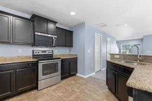 27540 Desert Willow, Wesley Chapel, FL 33544 - Photo 13