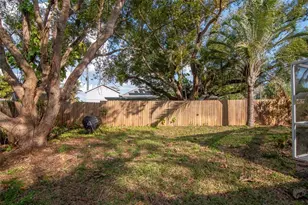 347 Country Club Dr, Oldsmar, FL 34677 - Photo 65