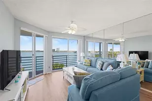 8021 Sailboat Key Blvd S, Saint Pete Beach, FL 33707 - Photo 7