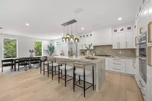 3228 W Oakellar Ave, Tampa, FL 33611 - Photo 19