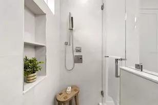 3228 W Oakellar Ave, Tampa, FL 33611 - Photo 35