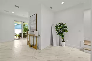 3228 W Oakellar Ave, Tampa, FL 33611 - Photo 3