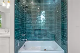 3228 W Oakellar Ave, Tampa, FL 33611 - Photo 43