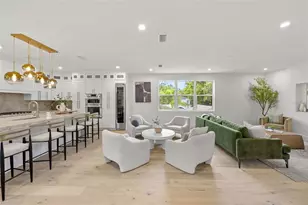 3228 W Oakellar Ave, Tampa, FL 33611 - Photo 11