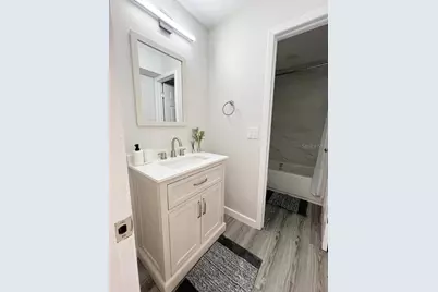 12216 Noreast Lake Drive, Tampa, FL 33612 - Photo 19