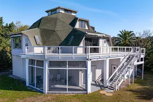 1074 Point Seaside, Crystal Beach, FL 34681 - Photo 9