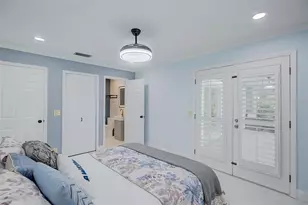 4202 Deepwater Ln, Tampa, FL 33615 - Photo 37