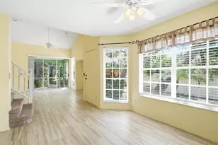 2128 Clover Hill Rd, Palm Harbor, FL 34683 - Photo 13