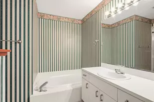 2128 Clover Hill Rd, Palm Harbor, FL 34683 - Photo 21