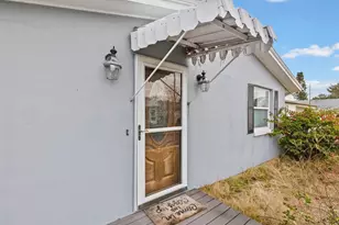 1010 Osprey Ct, Dunedin, FL 34698 - Photo 21