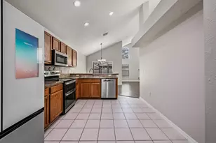 11237 Lake Lanier Dr, Riverview, FL 33569 - Photo 17