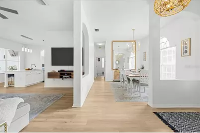 11905 Timberhill Drive, Riverview, FL 33569 - Photo 7