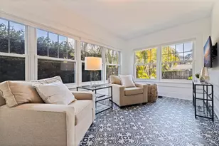 646 17th Ave NE, Saint Petersburg, FL 33704 - Photo 13