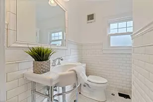 646 17th Ave NE, Saint Petersburg, FL 33704 - Photo 15