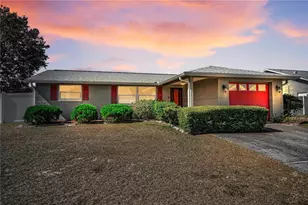 4415 Royal Oak Ln, New Port Richey, FL 34653 - Photo 1