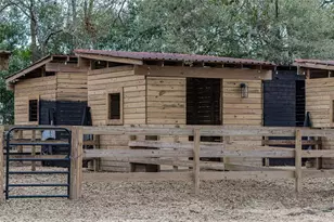 8540 Boyt Rd, Zephyrhills, FL 33540 - Photo 27