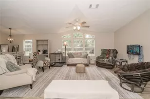 8540 Boyt Rd, Zephyrhills, FL 33540 - Photo 5
