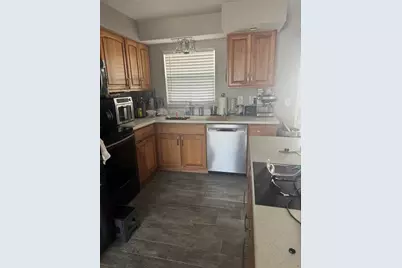 10093 Santiago Court, Seminole, FL 33776 - Photo 5