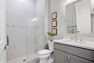 6000 Silver Grass Ct, Nokomis, FL 34275 - Photo 9