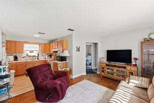 5367 46th Ave N, Saint Petersburg, FL 33709 - Photo 5