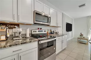 2916 Peony Pr Ln, Wesley Chapel, FL 33543 - Photo 23