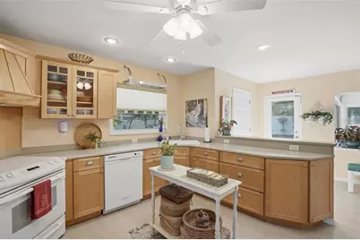 2273 W Vina Del Mar Boulevard, Saint Pete Beach, FL 33706 - Photo 13