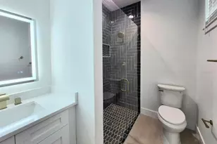 3304 E North Bay St, Tampa, FL 33610 - Photo 31