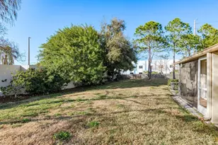 10853 43rd St N, Clearwater, FL 33762 - Photo 23