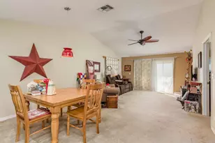 10853 43rd St N, Clearwater, FL 33762 - Photo 5