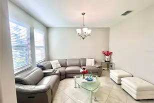 4617 Pensford Ct, Wesley Chapel, FL 33543 - Photo 9