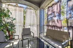 8517 Island Breeze Ln, Temple Terrace, FL 33637 - Photo 11