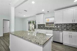 1005 N Highland Ave, Clearwater, FL 33755 - Photo 5