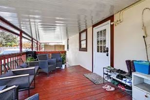 8804 Fouress Ln, Gibsonton, FL 33534 - Photo 11