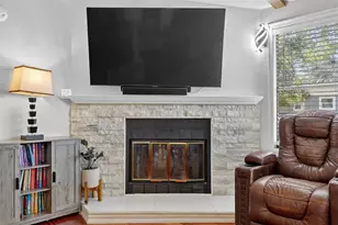 8804 Fouress Ln, Gibsonton, FL 33534 - Photo 13