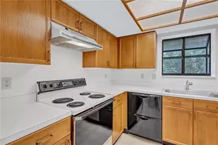 110 Hammock Pine Blvd, Clearwater, FL 33761 - Photo 13