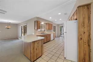 869 Seminole Blvd, Tarpon Springs, FL 34689 - Photo 7