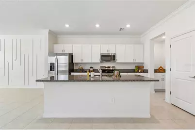 10811 Fowlers Bluff Court, Tampa, FL 33647 - Photo 7