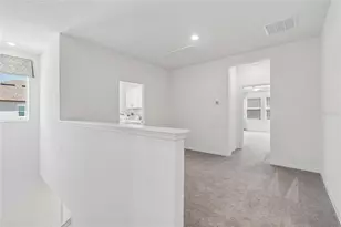 10811 Fowlers Blf Ct, Tampa, FL 33647 - Photo 29