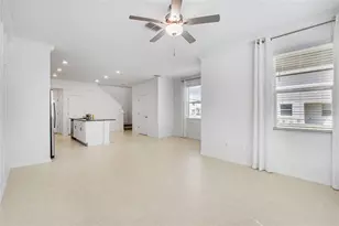 10811 Fowlers Blf Ct, Tampa, FL 33647 - Photo 15